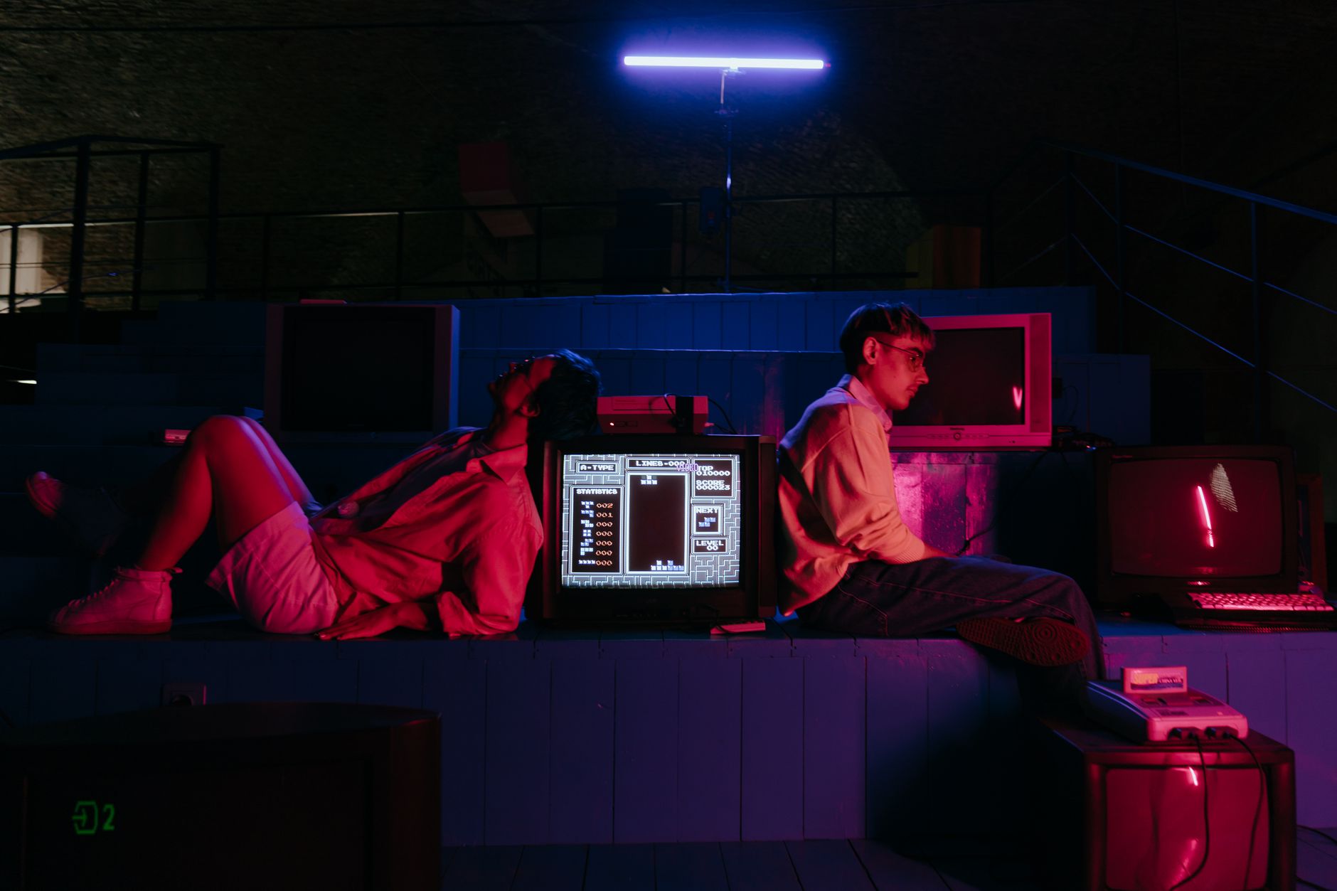 Setup gamer clássico retro e moderno